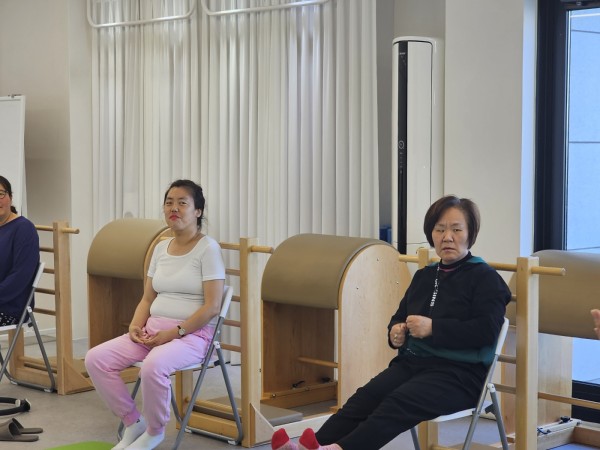 기존+신규 여성장애인 자조모임 필라테스 (9).jpg