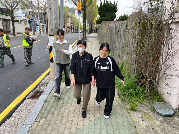 마을활동가 방문.jpg