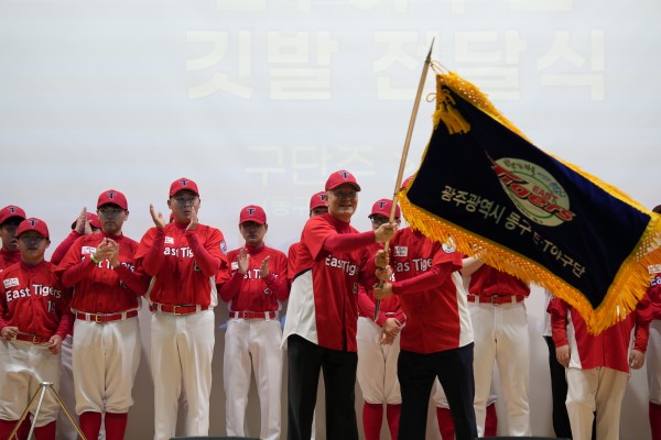 이티야구단발대식 (37).JPG