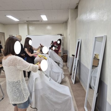 2025년 8월 관내 이미용 스토리 이미지