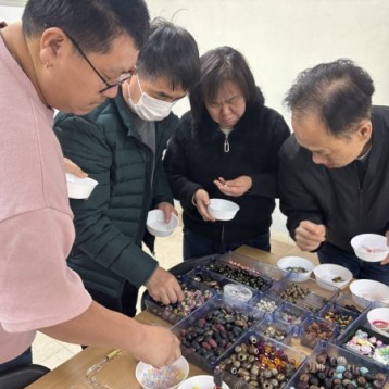1차 원데이클래스 '볼펜 꾸미기' 진행소식 이미지